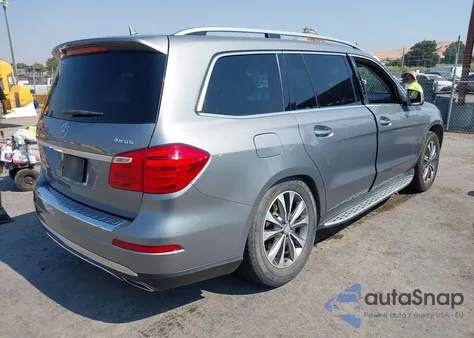 2016 Mercedes-Benz Gl 450 4Matic z USA, uszkodzony, nr VIN 4JGDF6EE6GA701231